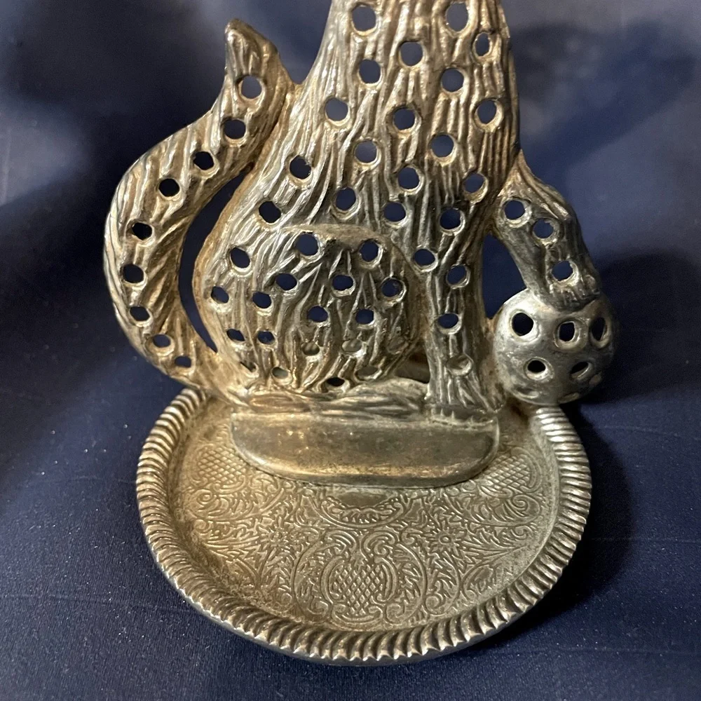 VTG silver-tone metal cat earring holder / dish 1970s cute overload! Torino